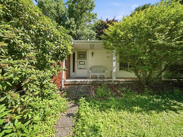 115 Meadowvue DRIVE, Marshall, PA 15090