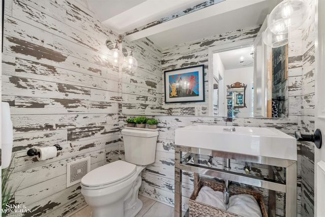 398 Rivard Boulevard, Grosse Pointe, MI 48230