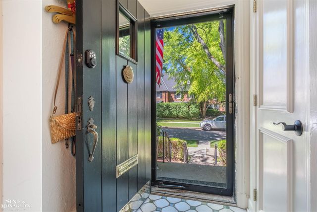398 Rivard Boulevard, Grosse Pointe, MI 48230