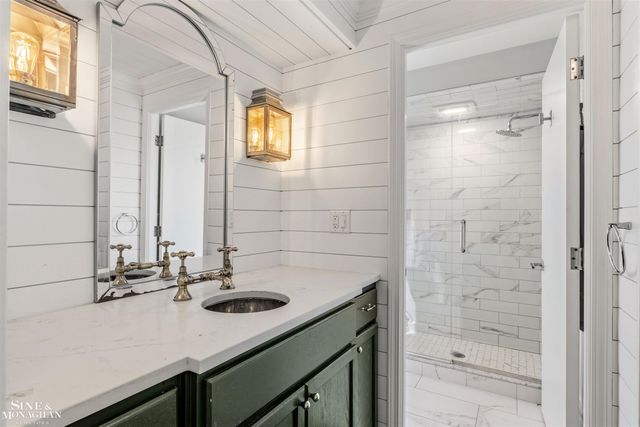 398 Rivard Boulevard, Grosse Pointe, MI 48230