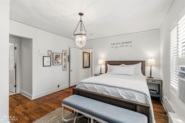 398 Rivard Boulevard, Grosse Pointe, MI 48230