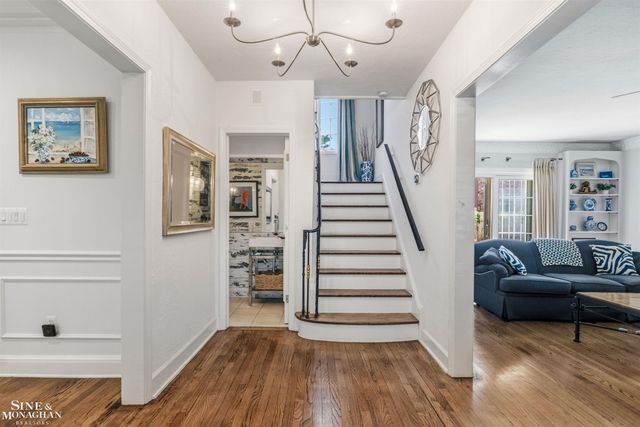 398 Rivard Boulevard, Grosse Pointe, MI 48230