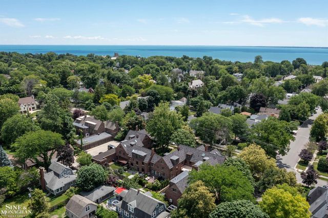 398 Rivard Boulevard, Grosse Pointe, MI 48230