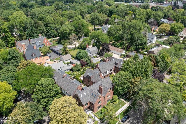398 Rivard Boulevard, Grosse Pointe, MI 48230