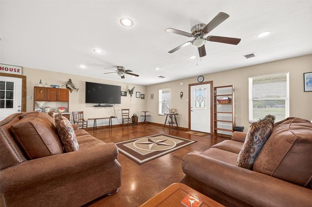 8430 Altimore Road, Needville, TX 77461