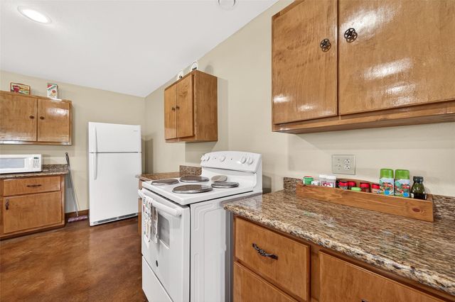 8430 Altimore Road, Needville, TX 77461