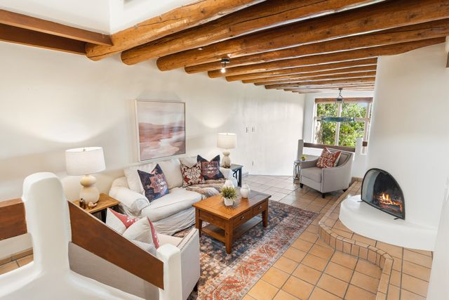 616 Paseo De La Cuma A, Santa Fe, NM 87501