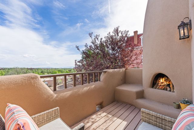 616 Paseo De La Cuma A, Santa Fe, NM 87501