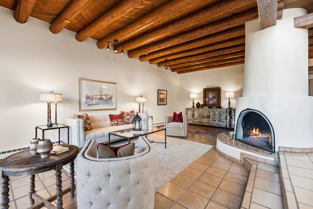616 Paseo De La Cuma A, Santa Fe, NM 87501