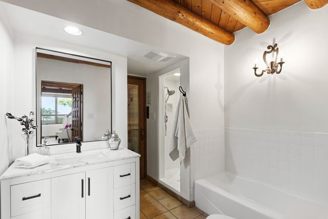 616 Paseo De La Cuma A, Santa Fe, NM 87501