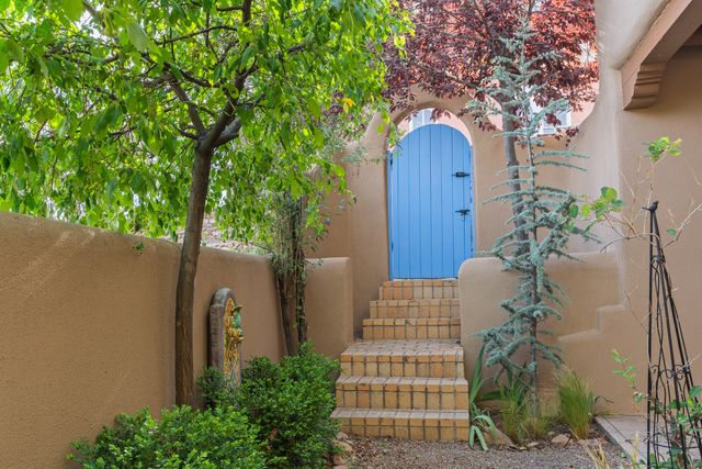 616 Paseo De La Cuma A, Santa Fe, NM 87501