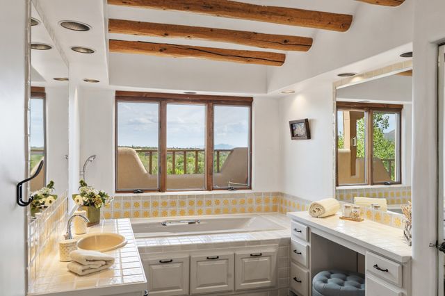 616 Paseo De La Cuma A, Santa Fe, NM 87501