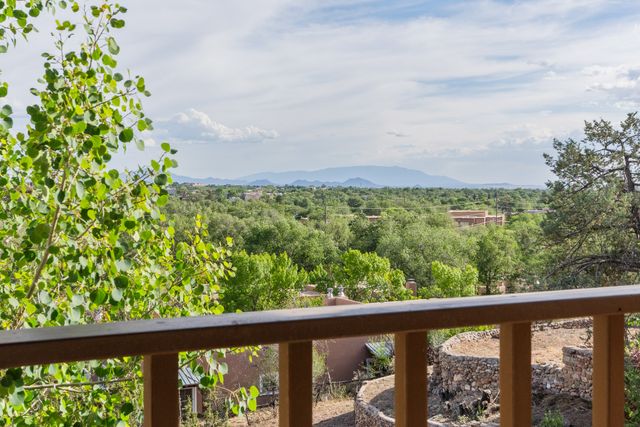 616 Paseo De La Cuma A, Santa Fe, NM 87501