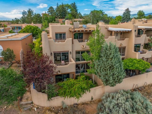 616 Paseo De La Cuma A, Santa Fe, NM 87501