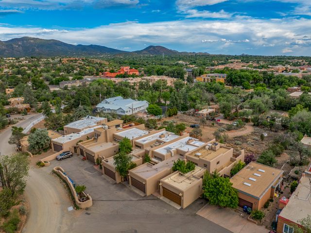 616 Paseo De La Cuma A, Santa Fe, NM 87501