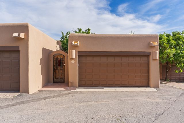 616 Paseo De La Cuma A, Santa Fe, NM 87501