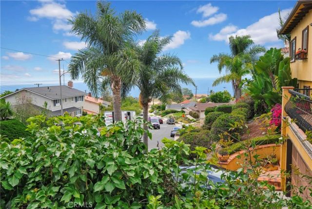 6551 Abbottswood Drive, Rancho Palos Verdes, CA 90275