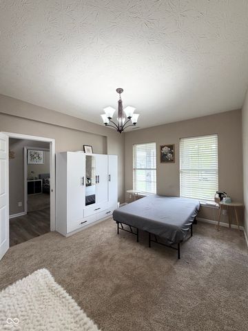 1407 Classic Avenue, Greenwood, IN 46143
