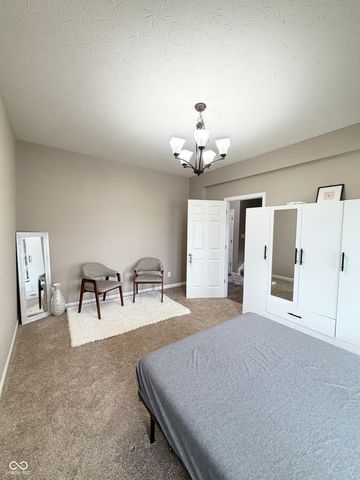 1407 Classic Avenue, Greenwood, IN 46143