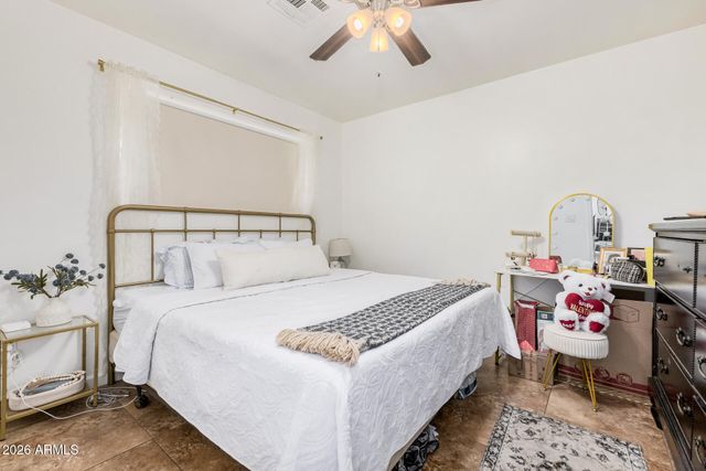 8819 W GLENROSA Avenue, Phoenix, AZ 85037