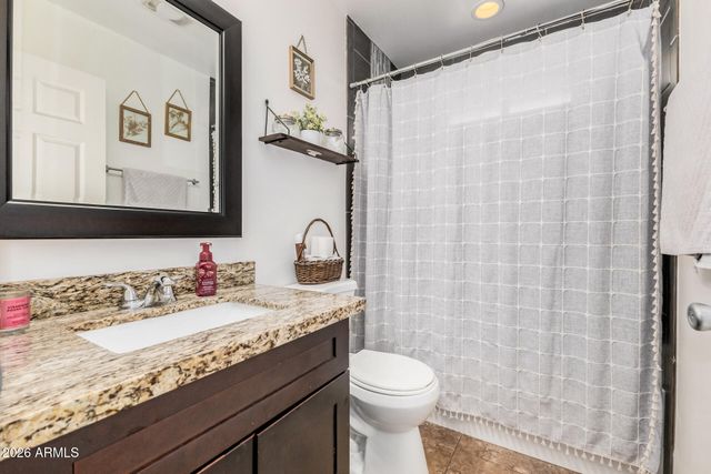 8819 W GLENROSA Avenue, Phoenix, AZ 85037