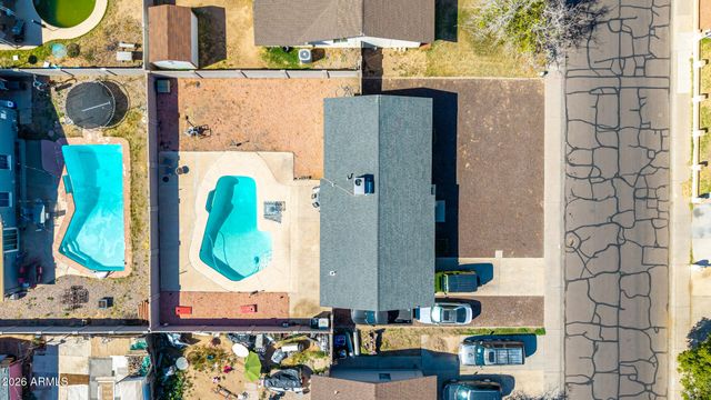 8819 W GLENROSA Avenue, Phoenix, AZ 85037