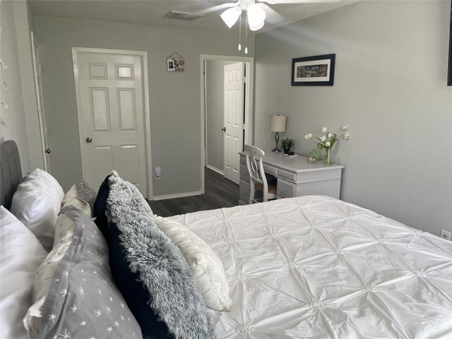 209 Cooner Street B, College Station, TX 77840