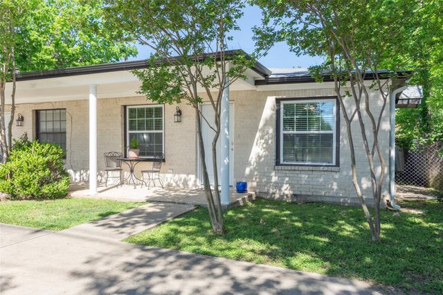 209 Cooner Street B, College Station, TX 77840