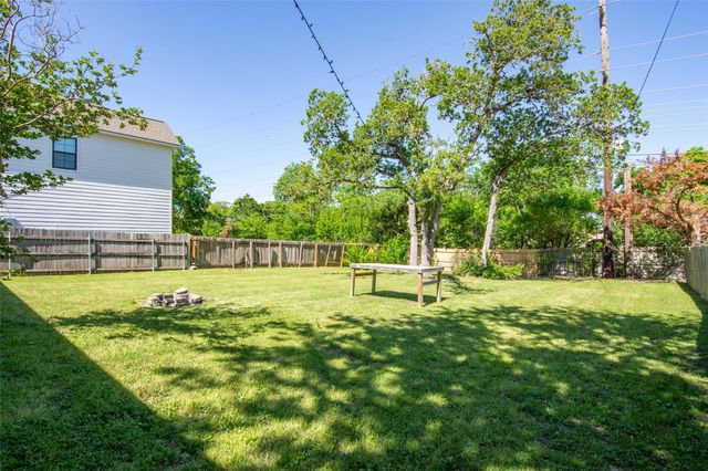 209 Cooner Street B, College Station, TX 77840