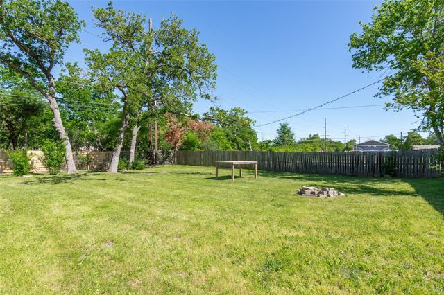 209 Cooner Street B, College Station, TX 77840