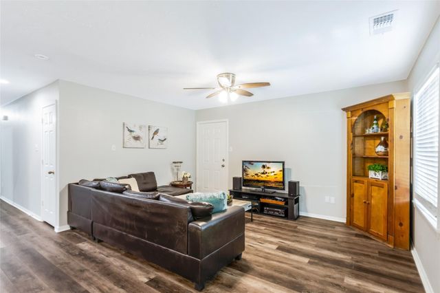 209 Cooner Street B, College Station, TX 77840