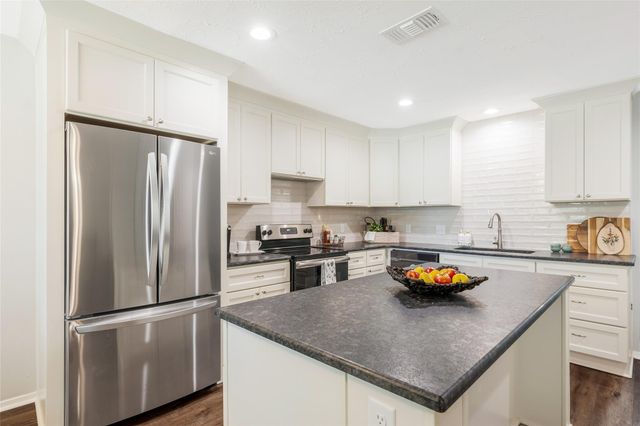 209 Cooner Street B, College Station, TX 77840