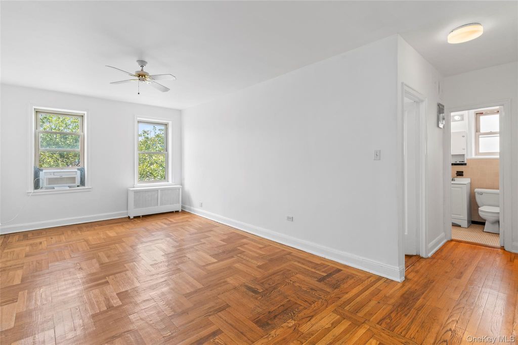48-23 42nd Street 5F, Sunnyside, NY 11104 — photo 3