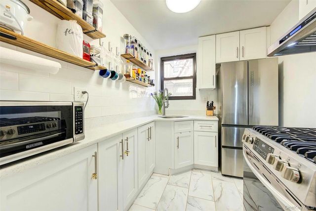 83-30 Vietor Avenue 708, Elmhurst, NY 11373