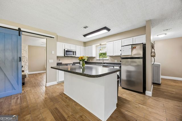105 Wolf Bay Circle, Kingsland, GA 31548