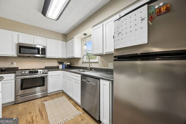 105 Wolf Bay Circle, Kingsland, GA 31548