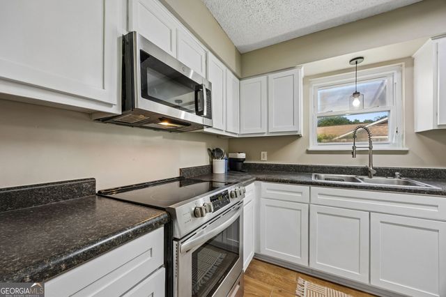 105 Wolf Bay Circle, Kingsland, GA 31548