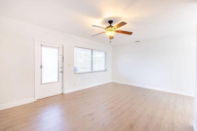 426 NE 7th Avenue 2b, Delray Beach, FL 33483
