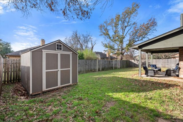 2016 Spicewood Road, Bedford, TX 76021