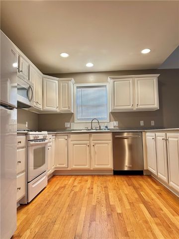 9 Astor Ridge Drive A, Amherst, NY 14228