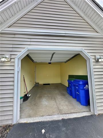 9 Astor Ridge Drive A, Amherst, NY 14228