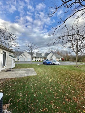 9 Astor Ridge Drive A, Amherst, NY 14228