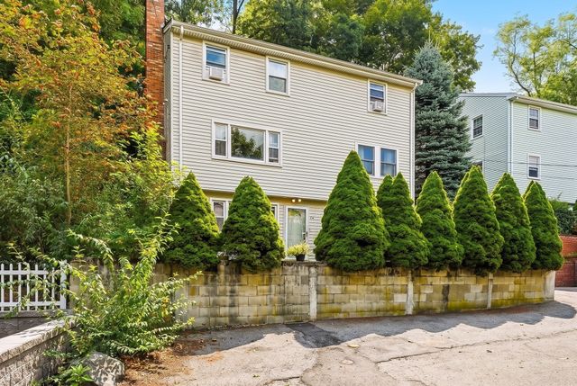 24 College Farm Rd, Waltham, MA 02451