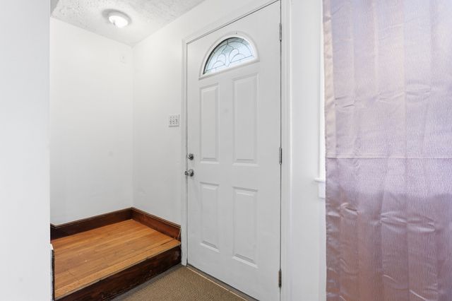 24 College Farm Rd, Waltham, MA 02451