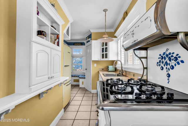 344 E Point Pleasant Avenue, Ocean Gate, NJ 08740