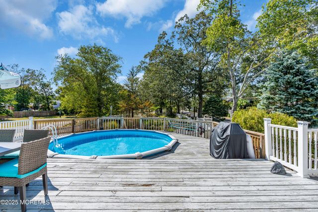 344 E Point Pleasant Avenue, Ocean Gate, NJ 08740