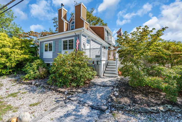 344 E Point Pleasant Avenue, Ocean Gate, NJ 08740