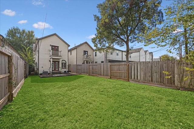 509 W 27th Street, Houston, TX 77008