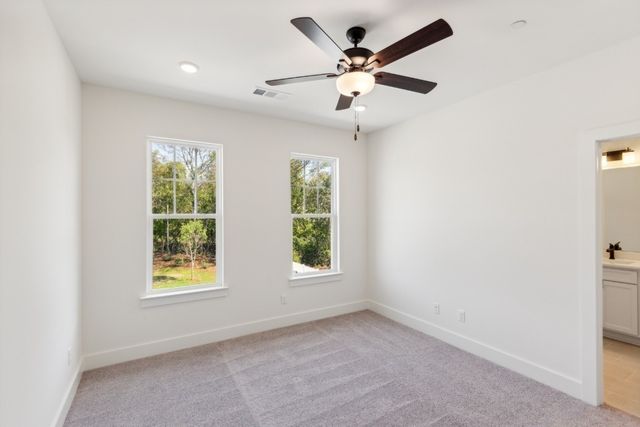 220 Nearwater Place, Hendersonville, TN 37075