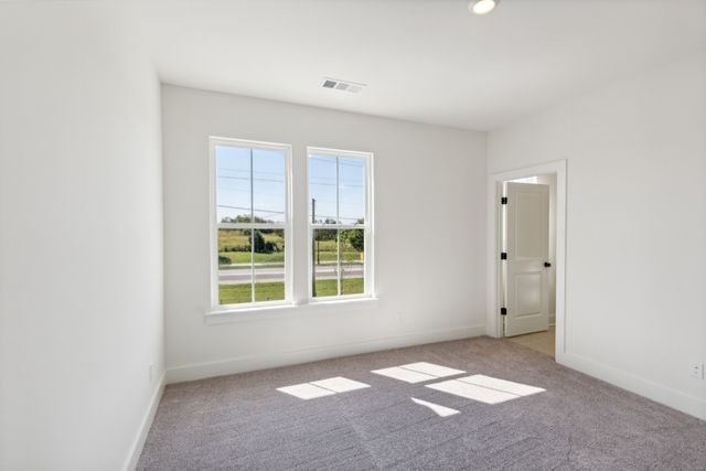 220 Nearwater Place, Hendersonville, TN 37075